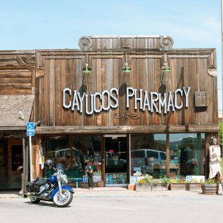 HALF BLOCK cayucos-pharmacy